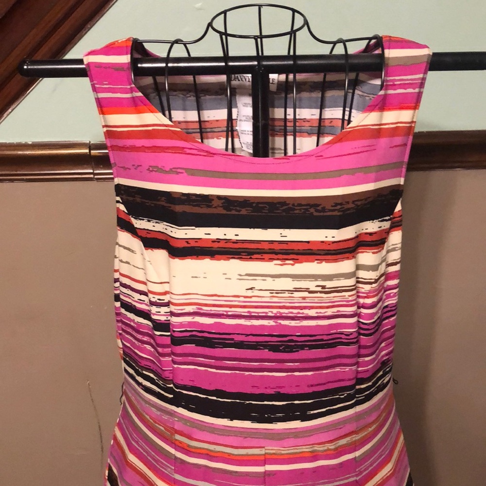 Dress - Picture 2 of 5